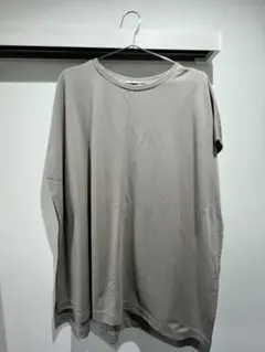 マタニティ　オーバーサイズ グレージュTシャツ 半袖