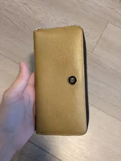 LOEWE 長財布 ラウンドファスナー ゴールドのサムネイル