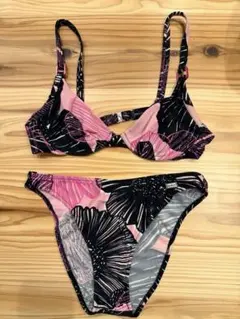 アリシアスタン  ビキニ フラワー 美品 アリシアスタン。イエローフラワープリントビキニ Mサイズ - メルカリ
