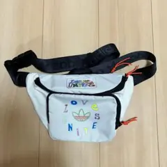 adidas originalsショルダーバッグ ホワイト