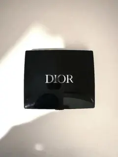 Dior ディオールショウ サンククルール　823