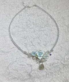 水色　フラワーモチーフネックレス　アクセサリー　ネックレス単品