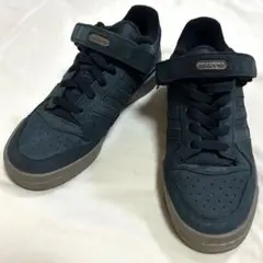 定番人気✨adidas Forum Low ブラック ガムソール23.5cm