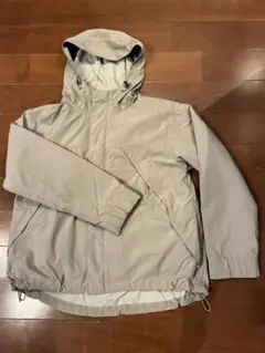 フード付き ジャンパー　インナー脱着可、秋、冬、春向け