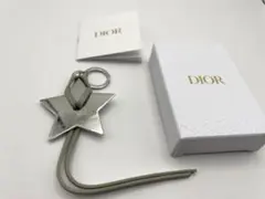 【非売品】新品 Dior ディオール 星型 スター キーホルダー ノベルティ