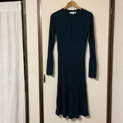 ほぼ新品　UNIQLO3DリブクルーネックワンピースSサイズ