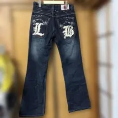 Item thumbnail for item 8a284abd-afcc-402f-8698-804933e728ac