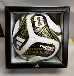 新品】ワールドカップ2026 トリオンダ サッカーボール 決勝用 1号