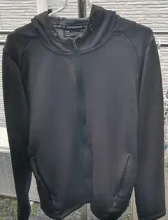 Under Armour フルジップジャケット L ブラック