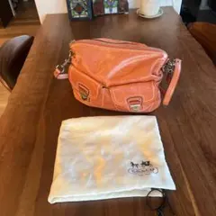 コーチ　オレンジ ハンドバッグ 保存袋付き