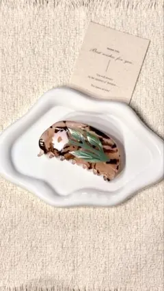 Item thumbnail for item 3959b7c6-f3ec-4223-b776-4f8c6ae48f28