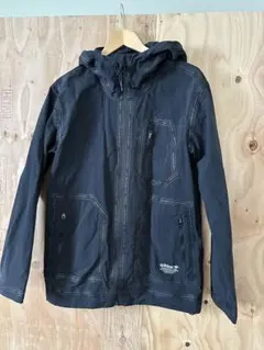 adidas フード付　ナイロンジャケット　パーカー