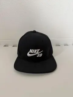 Nike SB 黒 キャップ