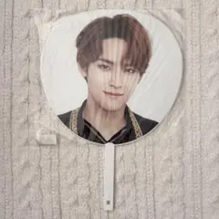 ミンギュ うちわ SEVENTEEN ミンギュ うちわ - メルカリ