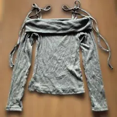 Dazy 長袖 オフショルダーTシャツ Mサイズ