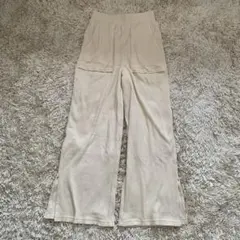 GU リブワイドパンツ　スリット入り