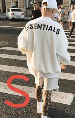 ESSENTIALS ホワイト トレーナー S