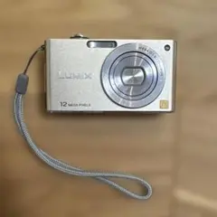 LUMIX 12 Mega Pixels デジタルカメラのサムネイル