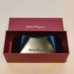 新品 フェラガモ メガネケース サングラスケースのサムネイル