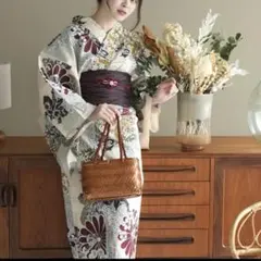花柄浴衣・帯セット・下駄（白地・紫帯）
