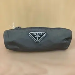 PRADA トライアングルロゴ　ナイロンポーチ　カーキ