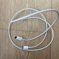 Lightningケーブル ホワイト