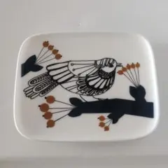 marimekko マリメッコ　スクエアプレートのサムネイル