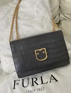 ♡FURLA♡ 大人可愛い　ショルダーバッグ　ブラック　美品
