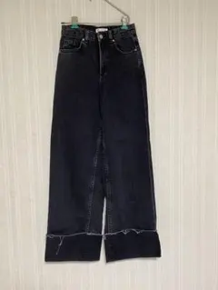 ZARA ブラック trfロールアップデニム