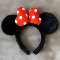 ミニーちゃん　カチューシャ 水玉