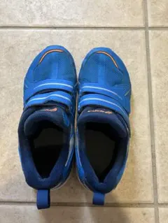 アシックス　メッシュキッズシューズ ベルト付き