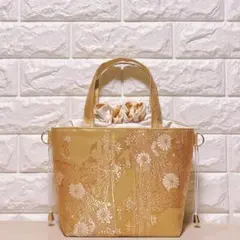 帯リメイク　金色地 扇子に花 古典柄 あおりポケ　オフホワイト巾着トート