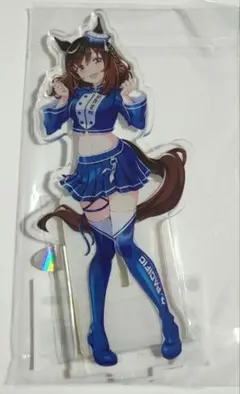 ウマ娘　ブエナビスタ　BIG アクリルスタンド　PACIFIC RACING ウマ娘 SUPER GT アクリルスタンド ブエナビスタ - メルカリ