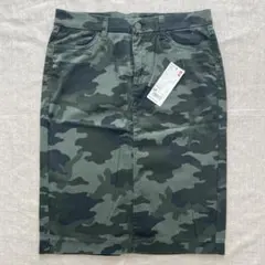 【新品未使用】ユニクロ 迷彩柄 ストレッチタイトスカート　ウエスト64cm