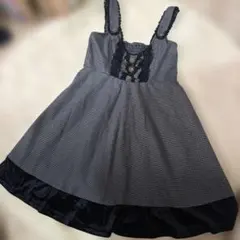 アクシーズファム♥︎︎ノースリーブミニワンピース 　薔薇ボタン