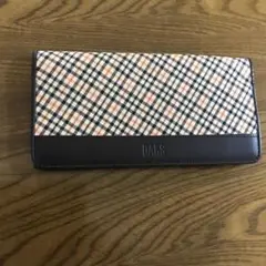 新品　DAKSチェック柄 長財布