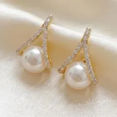 パール イヤリング ゴールド ビジュー 韓国 上品 結婚式 一粒 高見え 高級感