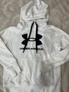 UNDER ARMOUR ホワイト パーカー Mサイズ