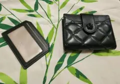 黒いキルティング二つ折り財布