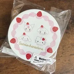 サンリオ 缶ケース＆シールセット（いちごホイップケーキ）