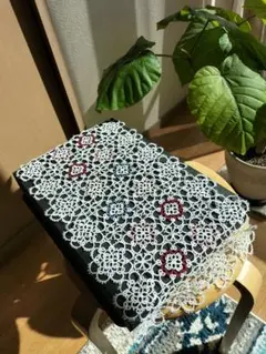 タティングレース　ドイリー