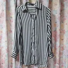 あ*こ様 美品★ドスチ★シャツMのサムネイル