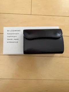 ワイルドスワンズ バーン かなり希少 王冠長文デカロゴ サドル ワイルドスワンズ バーン かなり希少 王冠長文デカロゴ サドル