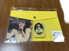 = LOVE イコラブ 瀧脇笙古 フラットポーチ 缶バッジ