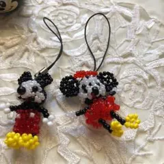 ビーズのミッキー&ミニーちゃんのストラップ
