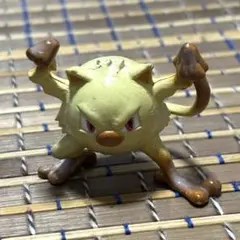 ポケモン　モンコレ　マンキー