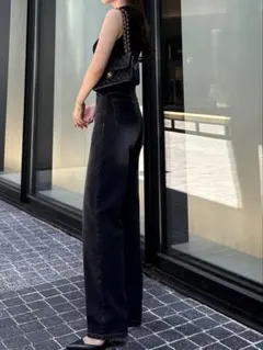 Louere ボトルネックノースリーブリブニット