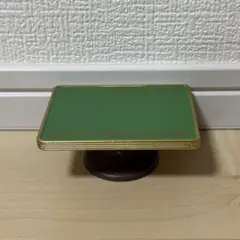 デコレ コンコンブル 昭和のテーブルのサムネイル