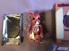 BE@RBRICK ベアブリック100% シリーズ19『しょこたん』