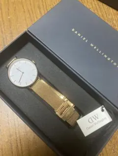 Daniel Wellington 腕時計 ゴールド 箱付き 電池切れ - メルカリ